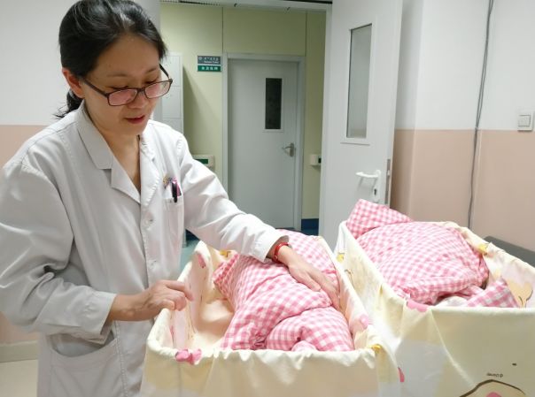 纯母乳喂养